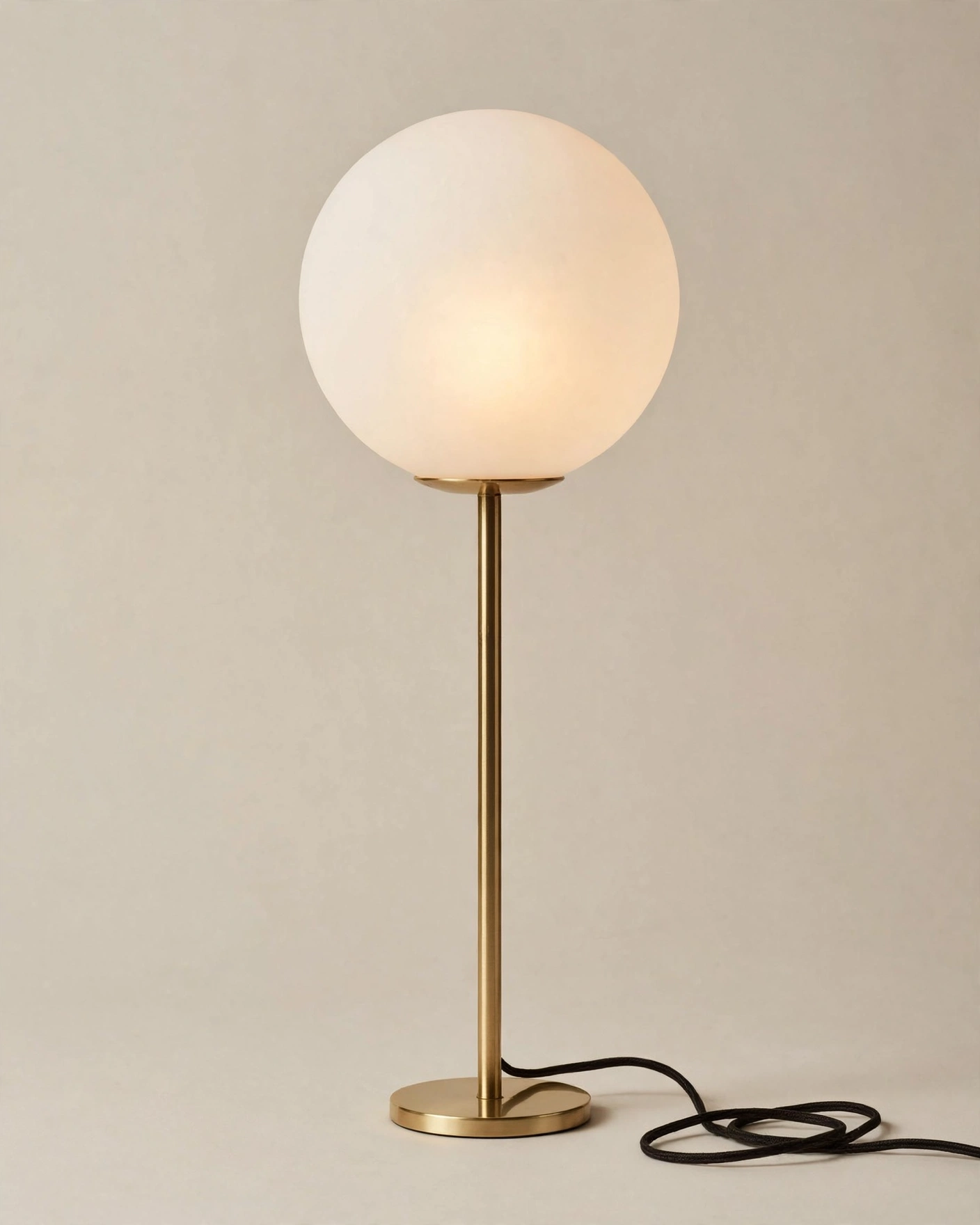 Fulesi brass table lamp with milky-white glass globe